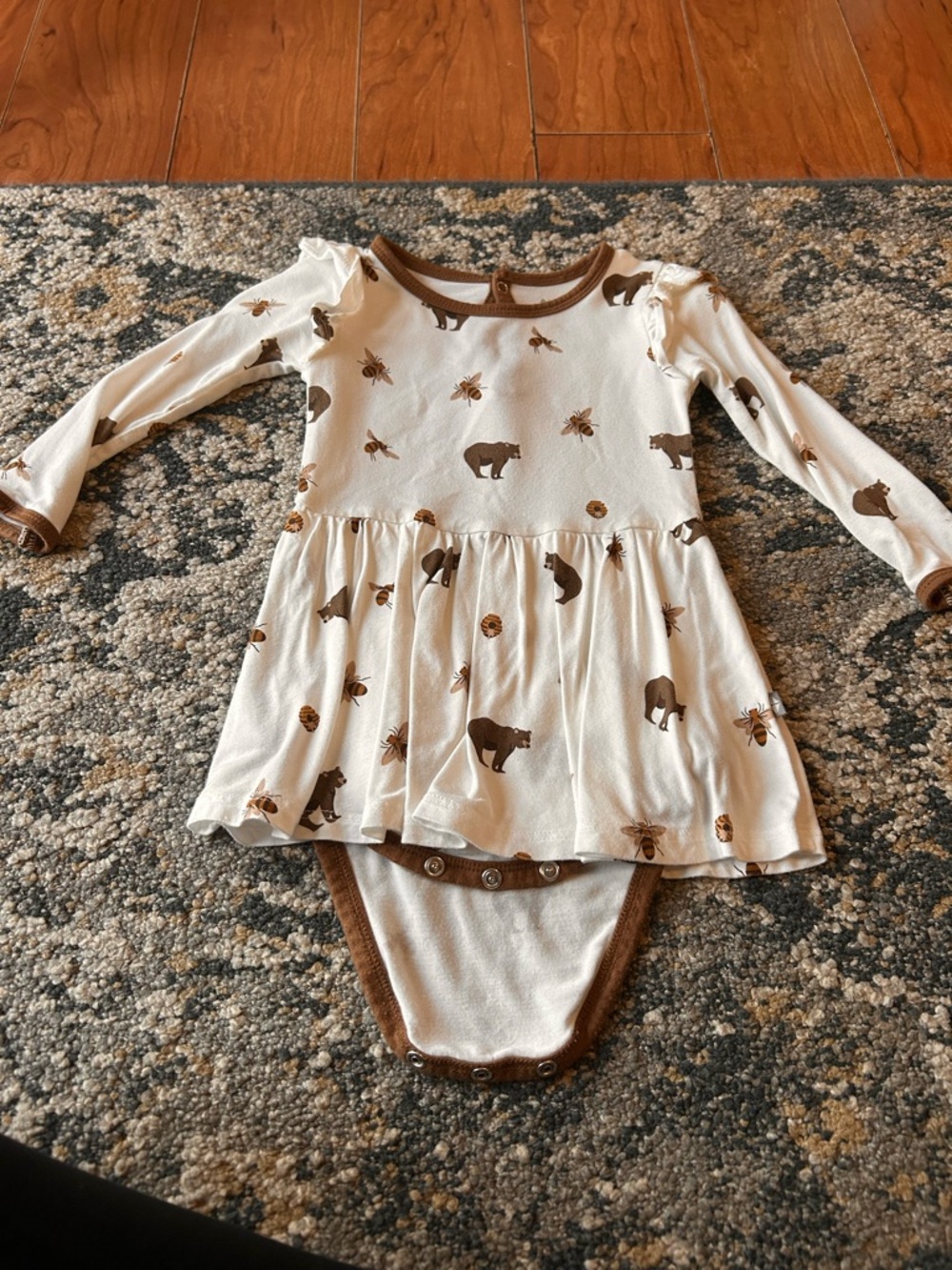 Bodysuit twirl